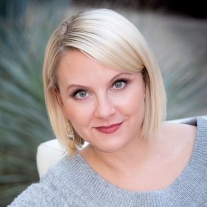 Meet your Posher, Stefanie